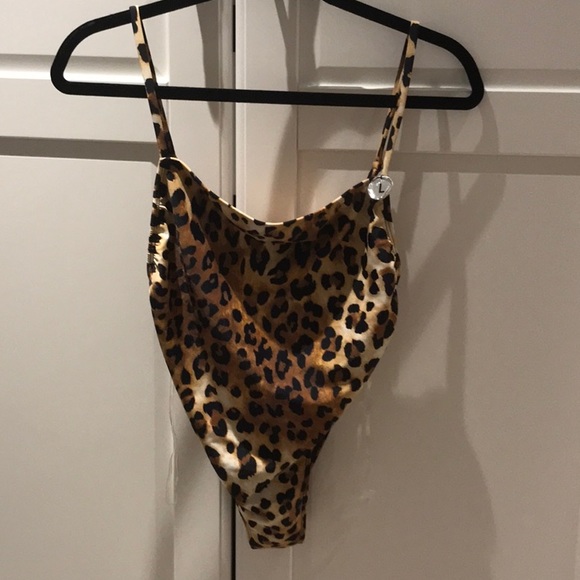 NWT Leopard print one piece swimsuit - Picture 3 of 4